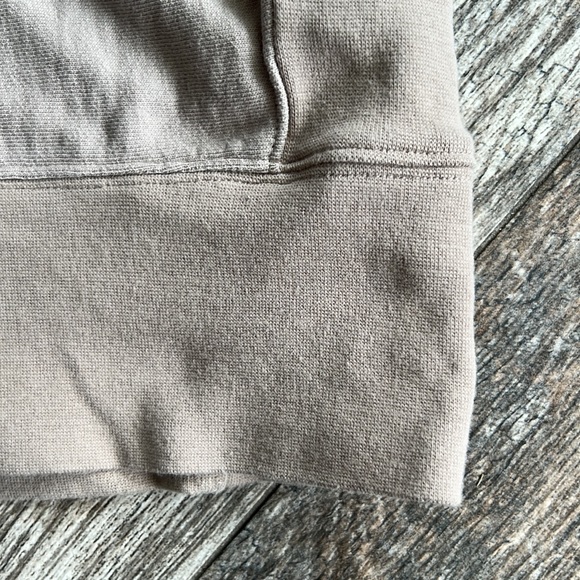 Wishlist tan sweatshirt - Picture 4 of 13
